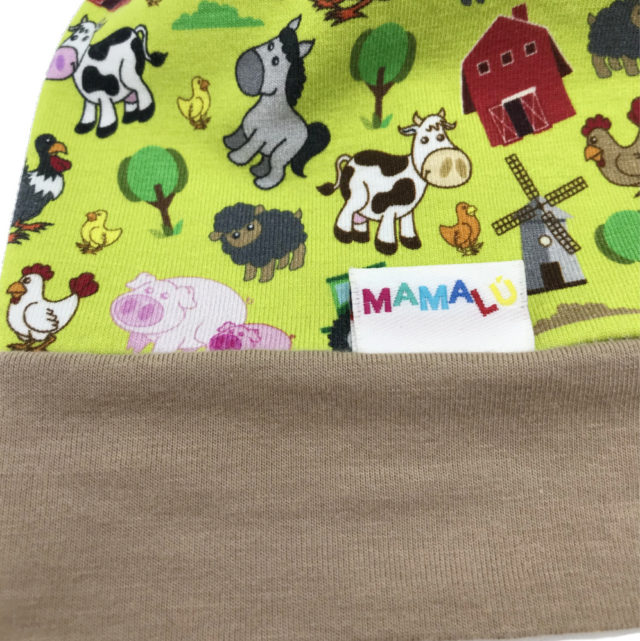 Gorro abeja diseño granja marca Mamalu tela